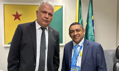 Petecão garante mais R$ 960 mil para pavimentação de vias em Porto Walter