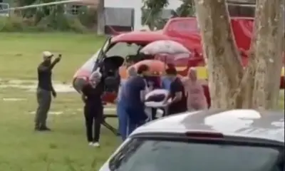 Helicóptero com paciente indígena em estado grave pousa em campo de futebol no Amazonas
