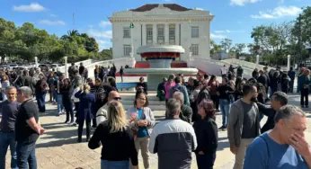 Servidores protestam e cobram resposta sobre reivindicações salariais