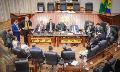 Pressionado, Palácio retira de pauta PL que limita afastamento de servidores para sindicatos
