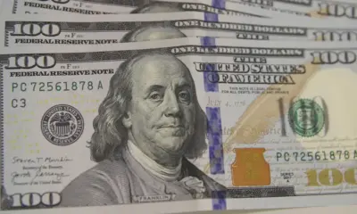 Dólar supera R$ 5,50 com tarifas de Trump sobre o Brasil