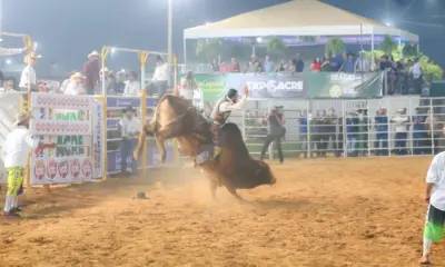 Montaria de peões do rodeio é remarcada para esta terça (29)