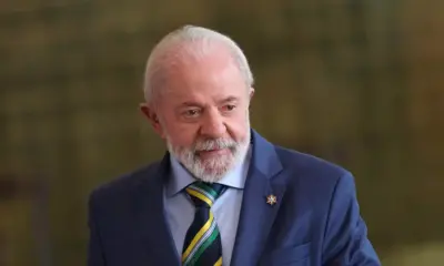Brasil irá responder a tarifaço dos EUA com reciprocidade, diz Lula