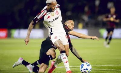 Brasileirão: Wesley decide, Flamengo vence Bragantino e encosta no líder