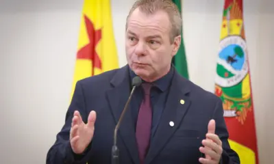 Longo propõe atendimento prioritário a advogados em repartições públicas