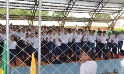 Acre pode continuar réu em ação contra padrões estéticos em escolas militares