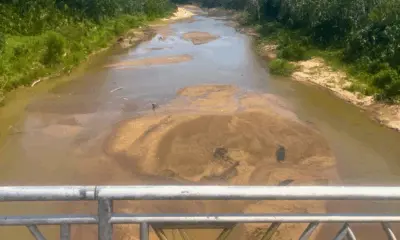 Rio Acre na fronteira com o Peru enfrenta seca crítica e navegação fica comprometida