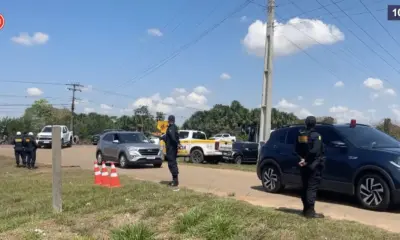 Comboio presidencial chega à Casa Souza Araújo, que acolhe hansenianos
