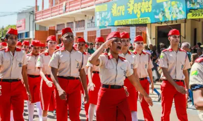 Festa no 6 de Agosto: 123 anos da Revolução Acreana é celebrada com festa e desfile cívico