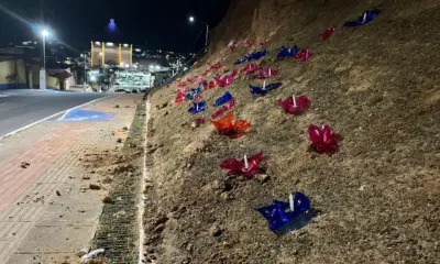 Morro da Glória é enfeitado com mais de 3 mil velas para procissão em Cruzeiro do Sul