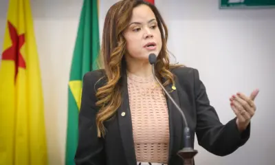 Michelle Melo defende fortalecimento da democracia e mais mulheres na política