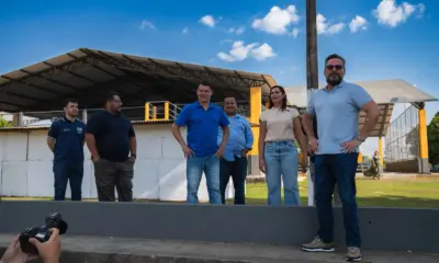 Senador Alan Rick acompanha avanço das obras de revitalização da Vila Olímpica em Cruzeiro do Sul