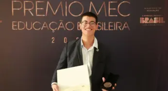 Estudante acreano é premiado pelo MEC pelo desempenho no Enem 2024