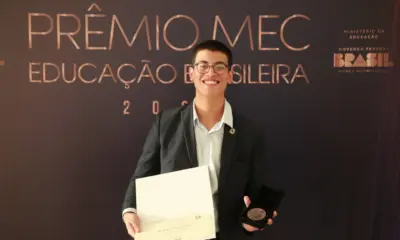 Estudante acreano é premiado pelo MEC pelo desempenho no Enem 2024