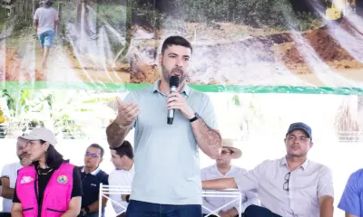 Nicolau destaca papel de empresários em assinatura de ordens de serviço no Juruá