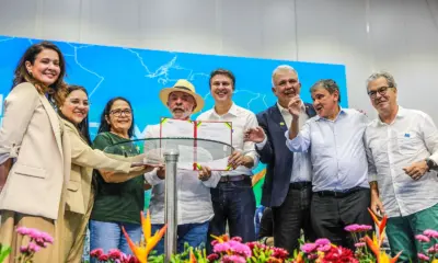 Ministro da Educação anuncia aportes para creches, escolas e ônibus escolares no Acre