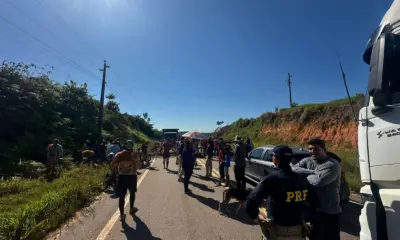 BR-364, em Cruzeiro do Sul, é liberada para o tráfego de veículos