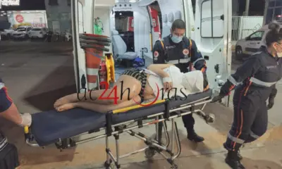 Homem ataca esposa com facada após discussão e é preso em flagrante