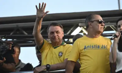 Pastor Silas Malafaia passa a ser investigado oficialmente pela Polícia Federal