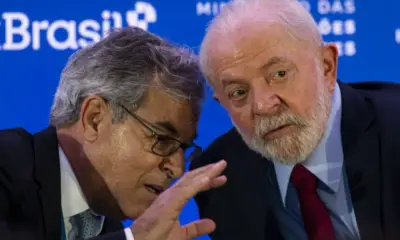 Lula chega ao Acre, lança o Programa Acredita e mira benefício ao pequeno comerciante