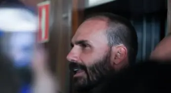 TCU recomenda que Câmara investigue gastos de Eduardo Bolsonaro