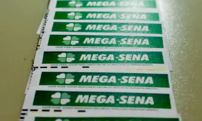 Mega-Sena acumula e prêmio principal vai para R$ 8 milhões