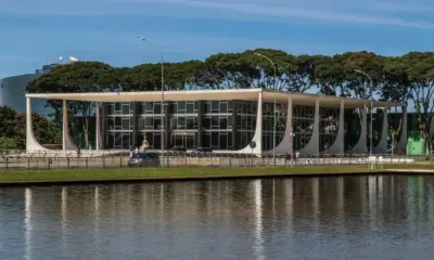 Segundo semestre no STF terá trama golpista e novo presidente