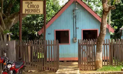 MP apura desaparecimento do acervo de Chico Mendes