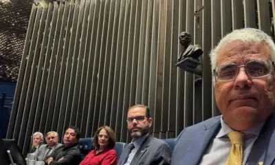 Após prisão de Bolsonaro, oposição ocupa plenários da Câmara e do Senado