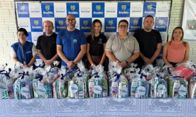 Brasiléia entrega kits didáticos, de higiene e alimentos na escola Elson Dias Dantas