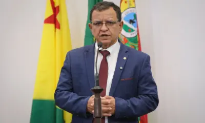 Gonzaga cobra DNIT por mais equipes tapando buracos na BR-364