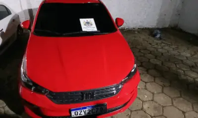 Homem é preso com carro furtado no aeroporto de Rio Branco
