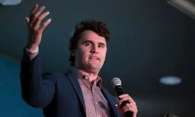 Morre Charlie Kirk, aliado de Trump baleado durante palestra em universidade dos EUA