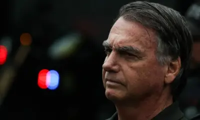 Com recuo de Tarcísio, PL insiste em Bolsonaro para as eleições de 2026