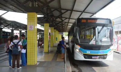 Estudantes de Rio Branco podem perder direito da passagem de ônibus a R$ 1 real