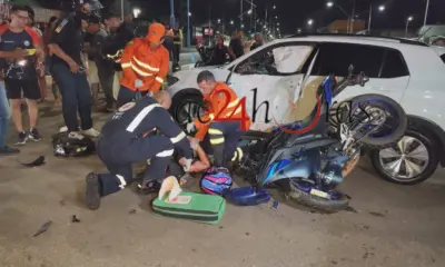 Colisão entre carro e moto deixa mulher gravemente ferida no Segundo Distrito