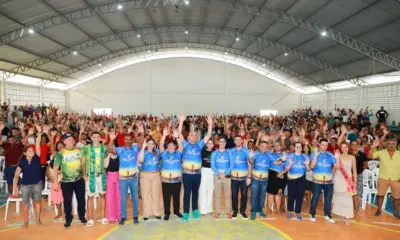 Pelo segundo ano consecutivo, Nicolau Júnior prestigia Festa dos Pescadores em Mâncio Lima