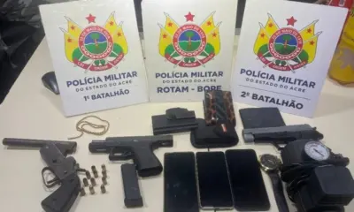 Trio assalta motorista de aplicativo; um homem é preso e dois menores apreendidos
