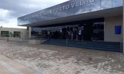 Câmara de Porto Velho abre concurso com salários acima de R$ 8 mil