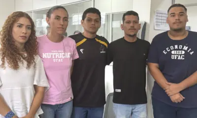 Estudantes levam carta à Câmara em defesa da passagem de R$ 1