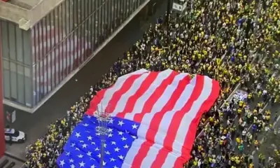 Nossa bandeira jamais será vermelha?