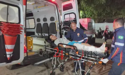 Jovem sofre fratura exposta ao ser prensado por trator em Capixaba