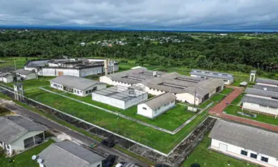 Oito detentos fogem do presídio de Cruzeiro do Sul e visitas são suspensas , informa IAPEN