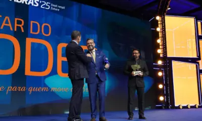 Relator do projeto da doação de alimentos, Alan Rick é homenageado em evento da ABRAS