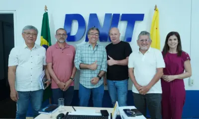 Zé Adriano acompanha andamento das obras na BR-364 com o DNIT no Acre