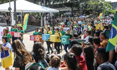 Em Rio Branco, alunos da Escola Dom Bosco participam do 7 de setembro