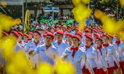 Militares, escolas e demais instituições desfilam no 7 de Setembro em Rio Branco