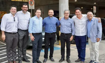 Cooperacre: ministro do Trabalho conhece modelo de cooperativismo sustentável que movimenta a economia do Acre