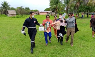 Bebê indígena  de 7 meses é transferida de helicóptero para Rio Branco