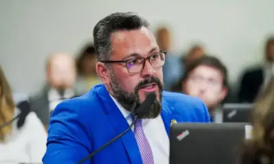 Alan Rick cobra soluções do INEP para falhas na prova prática do Revalida 2025